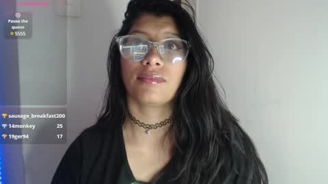 Snapshot of kanroji_mitsuri_11 chatting on 03.09.25 Sanctuary online show from 03.09.25