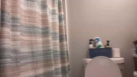 Snapshot of kaolako chatting on 12.18.25 kaolako online show from 12.18.25