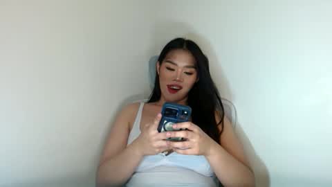 Snapshot of kaori_mizuki chatting on 05.04.26 hi im your lovely kaori online show from 05.04.26