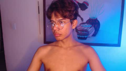 Snapshot of kaorimatsui_ chatting on 11.12.25 Kaori Matsui online show from 11.12.25