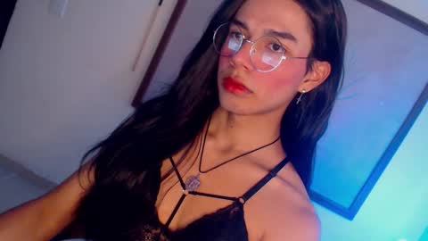 Snapshot of kaorimatsui_ chatting on 11.16.25 Kaori Matsui online show from 11.16.25