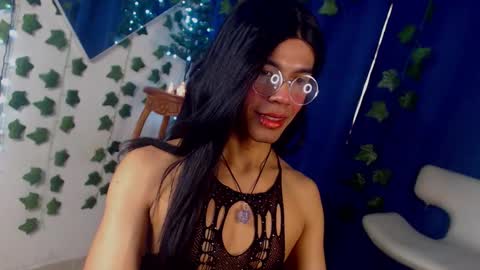 Snapshot of kaorimatsui_ chatting on 11.22.25 Kaori Matsui online show from 11.22.25