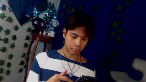 Snapshot of kaorimatsui_ chatting on 11.28.25 Kaori Matsui online show from 11.28.25