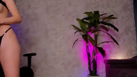 Emma online show from 02.08.25