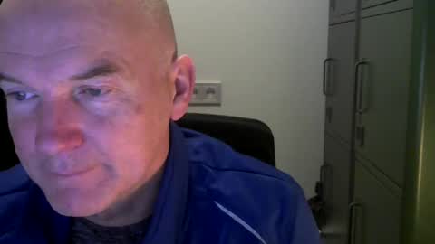 Snapshot of kapitein_rob chatting on 12.03.24 Robbie online show from 12.03.24