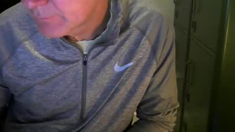 Snapshot of kapitein_rob chatting on 01.05.25 Robbie online show from 01.05.25