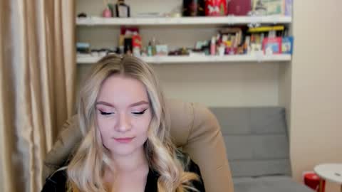 Snapshot of kara_smith_ chatting on 03.06.26 Kara. Off from 15th till 24th of December online show from 03.06.26