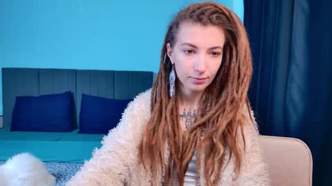 Snapshot of karatart chatting on 10.17.25 Kara online show from 10.17.25