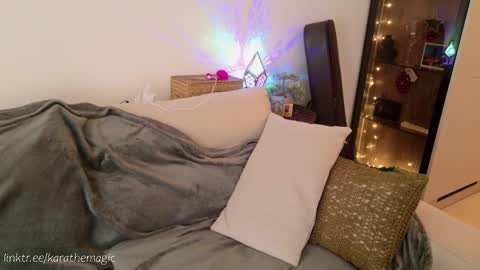 I am here around 5am GMT karathemagic online show from 02.23.25