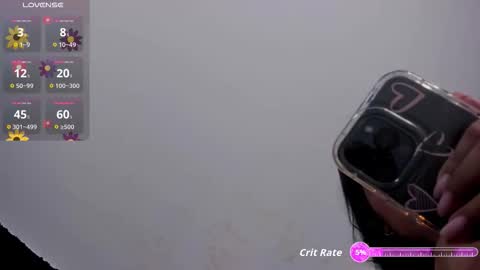   online show from 10.04.25