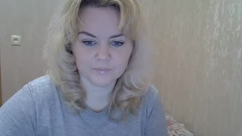 karennelsonx online show from 02.06.25