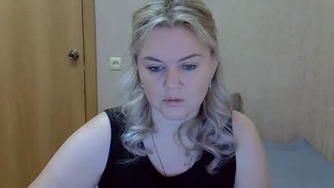 karennelsonx online show from 01.15.26