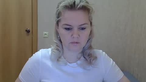 karennelsonx online show from 02.02.26