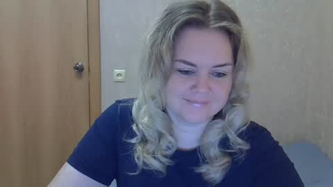 Snapshot of karennelsonx chatting on 07.18.26 karennelsonx online show from 07.18.26