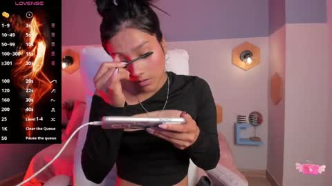 Kari  online show from 05.06.26