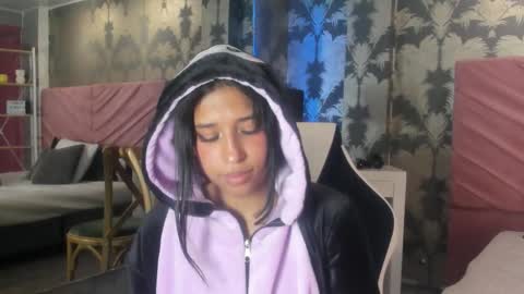 Karina online show from 10.06.25