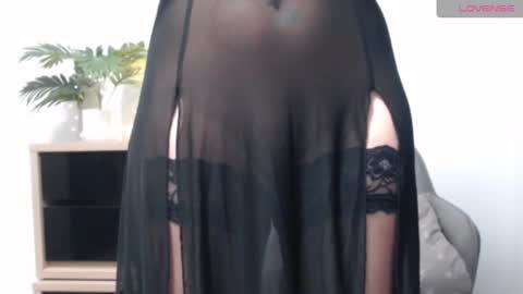 Snapshot of karin_lover chatting on 01.23.25 You can call me K  online show from 01.23.25