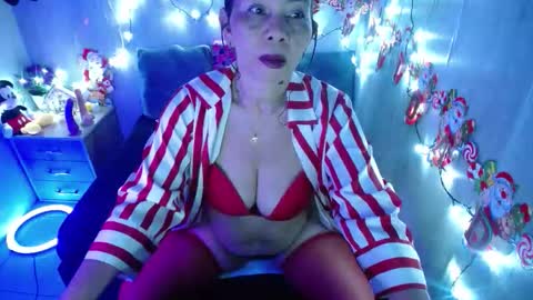 KARINA MILF online show from 11.26.25