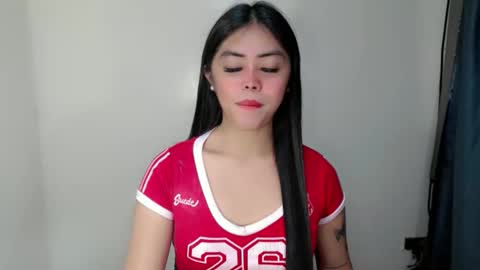 Snapshot of karina_fuckdoll chatting on 05.04.26 I AM BELLE online show from 05.04.26