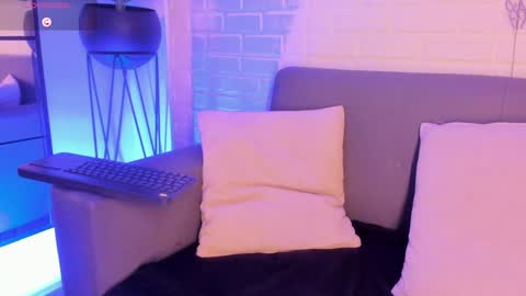 Snapshot of karina_gomez_18 chatting on 01.30.25 Kari online show from 01.30.25