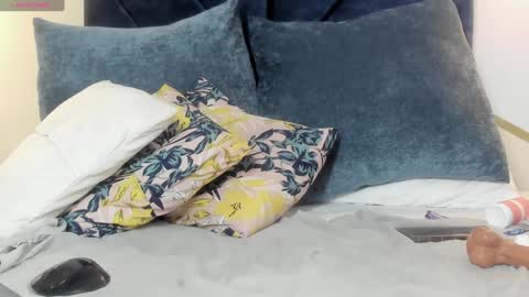 Karina online show from 12.16.24