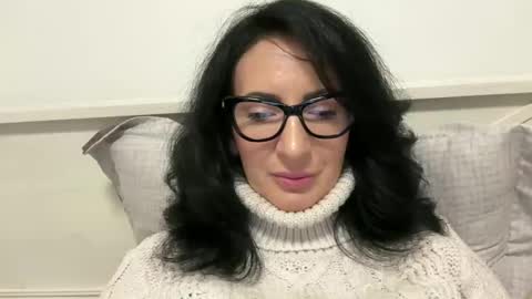 Snapshot of karinablair chatting on 03.02.25 Karina online show from 03.02.25