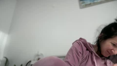 Snapshot of karinablair chatting on 03.05.25 Karina online show from 03.05.25