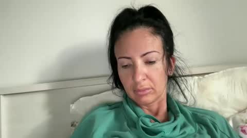 Snapshot of karinablair chatting on 11.04.25 Karina online show from 11.04.25