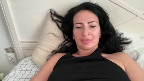 Snapshot of karinablair chatting on 03.12.26 Karina online show from 03.12.26