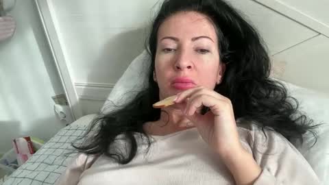 Snapshot of karinablair chatting on 03.14.26 Karina online show from 03.14.26