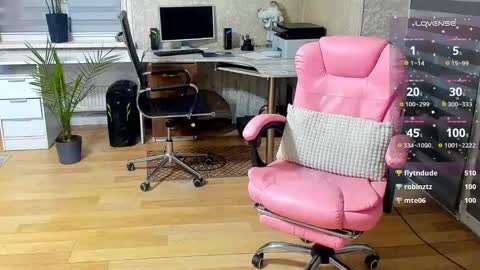 Onlyfans cute valerri       Real Nme Valerri online show from 01.13.25