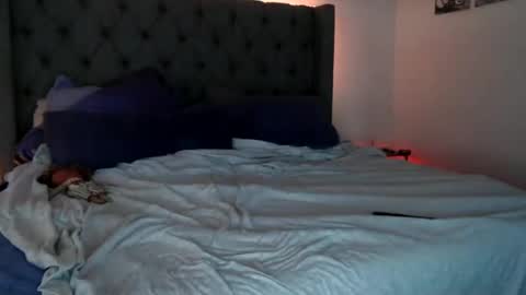 Snapshot of karinakummings chatting on 11.08.25 karinakummings online show from 11.08.25