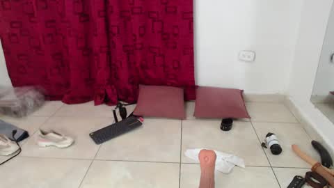 Snapshot of karinasimonz chatting on 02.16.25 KarinaSimonz online show from 02.16.25