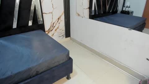 Snapshot of karinasimonz chatting on 11.12.25 KarinaSimonz online show from 11.12.25