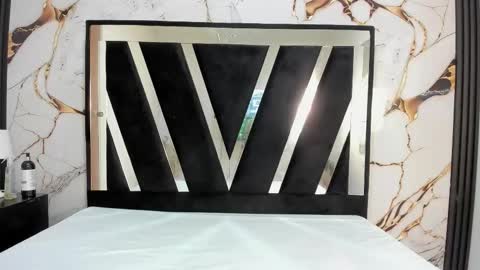 Snapshot of karinasimonz chatting on 11.18.25 KarinaSimonz online show from 11.18.25