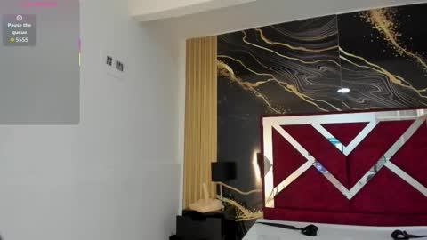 Snapshot of karinasimonz chatting on 12.13.25 KarinaSimonz online show from 12.13.25