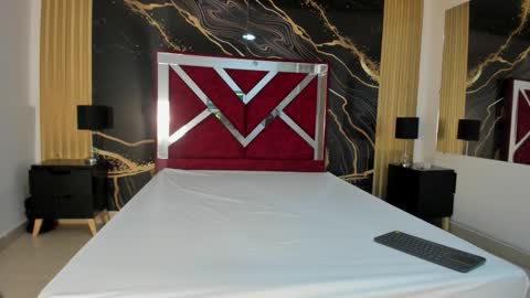 Snapshot of karinasimonz chatting on 12.14.25 KarinaSimonz online show from 12.14.25