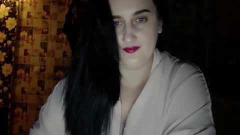 Snapshot of karinkabrunetka2 chatting on 12.18.24 karinkabrunetka2 online show from 12.18.24