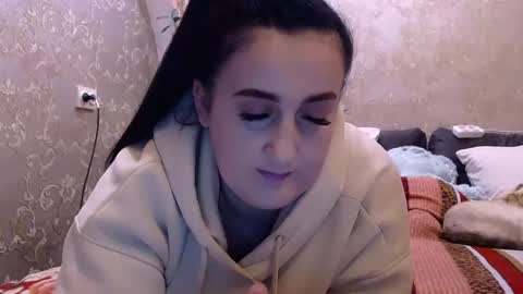 Snapshot of karinkabrunetka2 chatting on 01.24.25 karinkabrunetka2 online show from 01.24.25