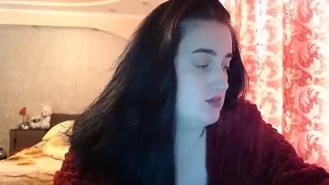 Snapshot of karinkabrunetka2 chatting on 11.24.25 karinkabrunetka2 online show from 11.24.25