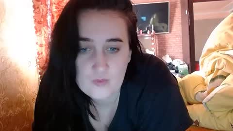 Snapshot of karinkabrunetka2 chatting on 11.25.25 karinkabrunetka2 online show from 11.25.25