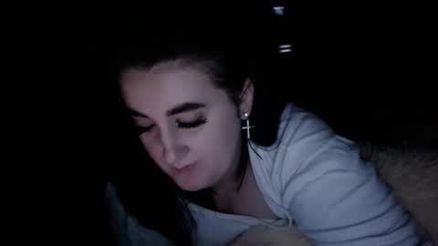 Snapshot of karinkabrunetka2 chatting on 11.30.25 karinkabrunetka2 online show from 11.30.25