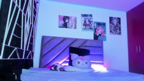 Snapshot of karinna__raven chatting on 12.23.25 KARINNA RAVEN online show from 12.23.25