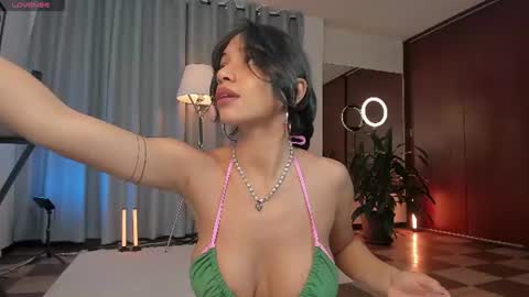 Karin online show from 07.04.26
