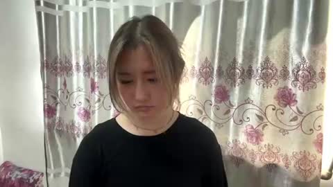 karissagius online show from 08.03.26