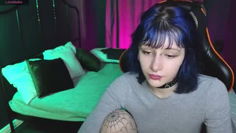 Snapshot of karkadeshk chatting on 11.15.25 karkadeshk online show from 11.15.25