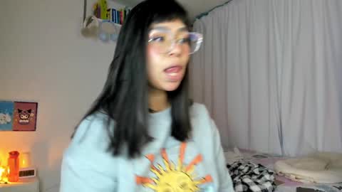 Snapshot of karla__1 chatting on 01.26.25 Ill be on at sunday see u Lynn Could u help me to reach 100 Thmbs upp plssss Independent girl 3 online show from 01.26.25