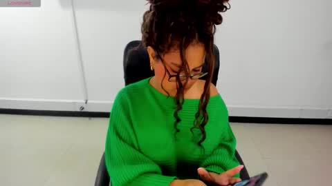 Snapshot of karla_cg chatting on 01.09.26 karla_cg online show from 01.09.26