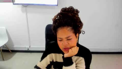 Snapshot of karla_cg chatting on 01.12.26 karla_cg online show from 01.12.26