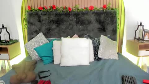 Karla Gonzaless online show from 03.12.26